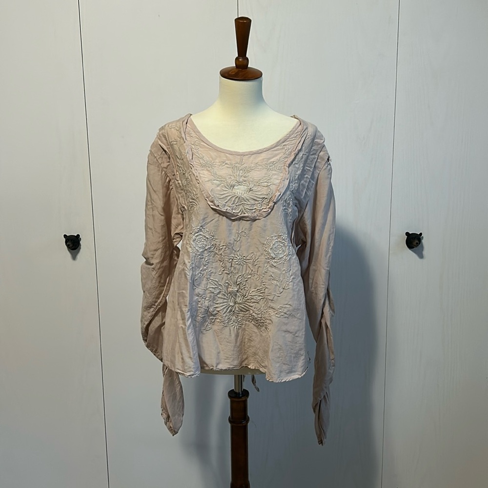 MAGNOLIA PEARL Into the Groove Blouse